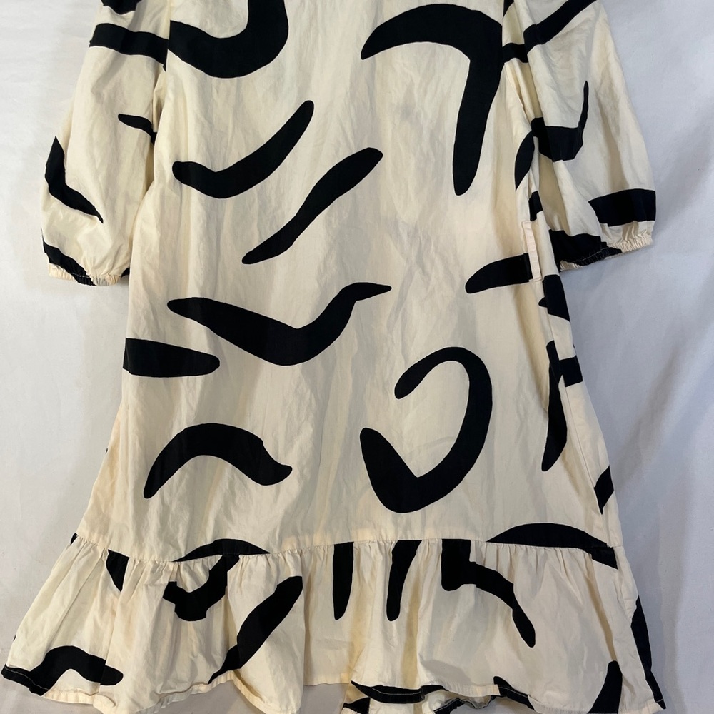 Sincerely Jules Cream & Gray Balloon Sleeve Mini Dress XS Chic Neutral - Picture 4 of 4